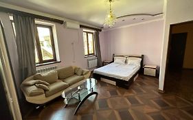 Favorit Hotel-Hostel